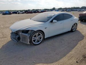 Tesla Model S 2014