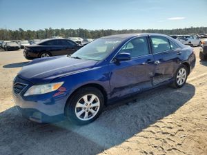 Toyota Camry BASE 2.5L 4 2011
