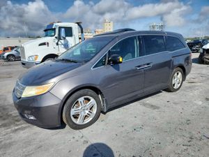 Honda Odyssey TOURING 3.5L 6 2013