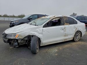 Volkswagen Jetta 2.0L 4 2014