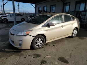 Toyota Prius 1.8L 4 2011