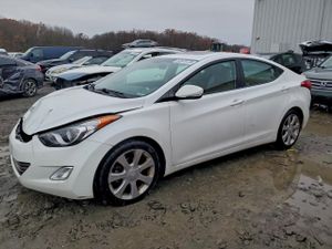 Hyundai Elantra GLS 1.8L 4 2013