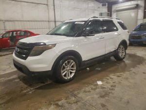 Ford Explorer XLT 3.5L 6 2013
