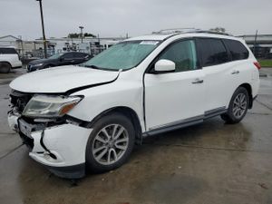 Nissan Pathfinder S 3.5L 6 2014