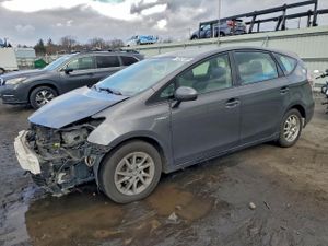 Toyota Prius 1.8L 4 2015