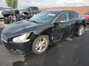 Nissan Maxima S 3.5L 6 2014