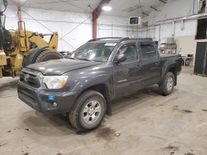 Toyota Tacoma DOUBLE CAB 4.0L 6 2015
