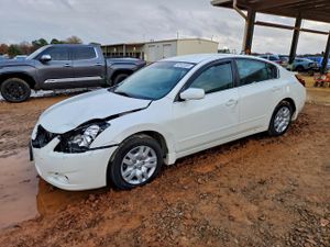 Nissan Altima BASE 2.5L 4 2012