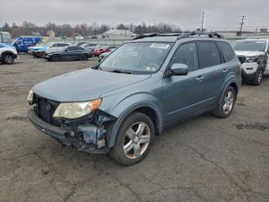 Subaru Forester 2.5X PREMIUM 2.5L 4 2010
