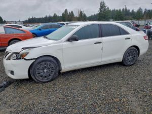 Toyota Camry BASE 2.5L 4 2011