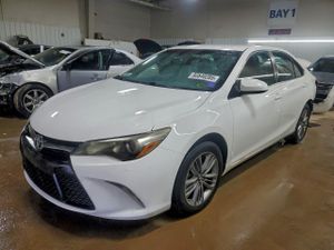 Toyota Camry LE 2.5L 4 2015