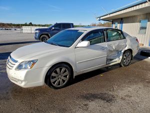 Toyota Avalon XL 3.5L 6 2006