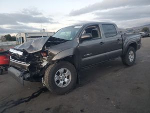 Toyota Tacoma DOUBLE CAB 4.0L 6 2015