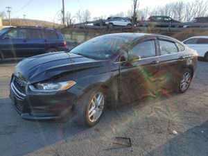 Ford Fusion SE 2.5L 4 2015