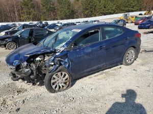 Hyundai Elantra GLS 1.8L 4 2013