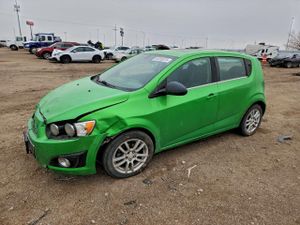 Chevrolet Aveo (Sonic) LT 1.8L 4 2014