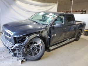 RAM 1500 ST 5.7L 8 2014