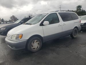 Toyota Sienna LE 3.0L 6 2001