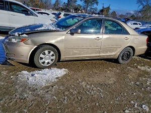 Toyota Camry LE 2.4L 4 2004