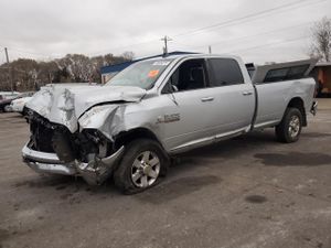 RAM 3500 SLT 6.7L 6 2014