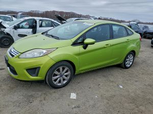 Ford Festiva SE 1.6L 4 2012