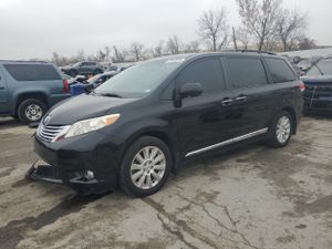 Toyota Sienna XLE 3.5L 6 2012