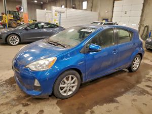 Toyota Prius 1.5L 4 2012