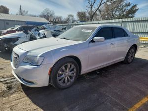 Chrysler 300 LIMITED 3.6L 6 2015