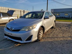 Toyota Camry L 2.5L 4 2014