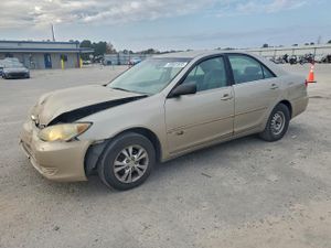 Toyota Camry LE 3.0L 6 2005