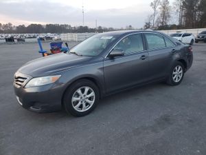 Toyota Camry BASE 2.5L 4 2011