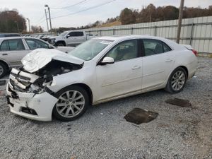 Chevrolet Malibu 2LT 2.5L 4 2013