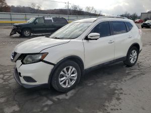 Nissan Rogue S 2.5L 4 2015