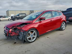 Ford Focus TITANIUM 2.0L 4 2012