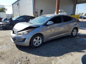 Hyundai Elantra SE 1.8L 4 2015