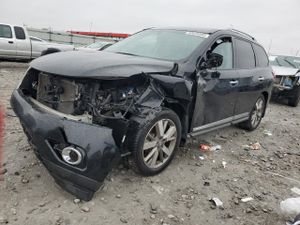 Nissan Pathfinder S 3.5L 6 2015