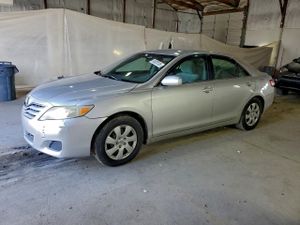 Toyota Camry BASE 2.5L 4 2011