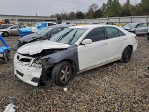 Toyota Camry BASE 2.5L 4 2011