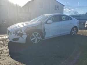 Volvo S60 T5 2.4L 5 2012