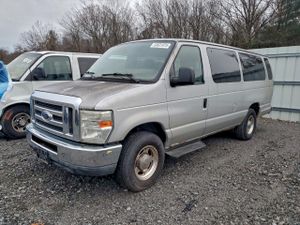 Ford Econoline E350 SUPER DUTY WAGON 5.4L 8 2011