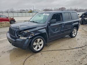 Jeep Patriot LATITUDE 2.0L 4 2014