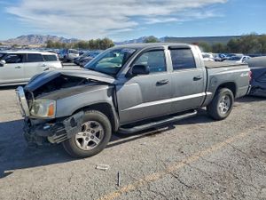 Dodge Dakota QUAD SLT 4.7L 8 2005