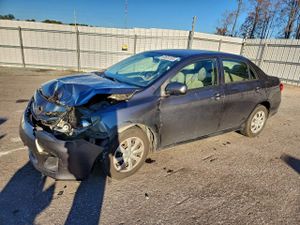 Toyota Corolla BASE 1.8L 4 2013