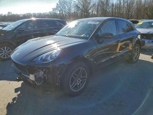 Porsche Macan 2.0L 4 2017