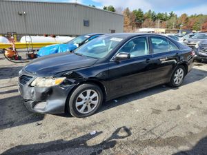 Toyota Camry BASE 2.5L 4 2011