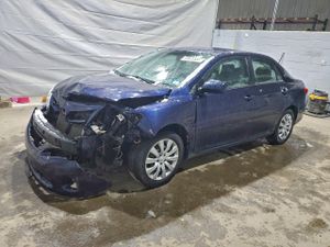 Toyota Corolla BASE 1.8L 4 2013