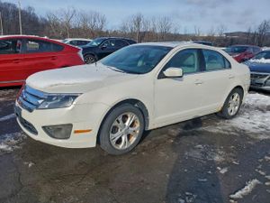 Ford Fusion SE 2.5L 4 2012