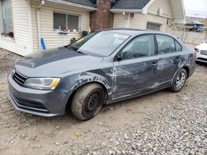Volkswagen Jetta BASE 2 L 4 2015