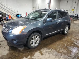 Nissan Rogue S 2.5L 4 2013