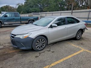 Toyota Camry LE 2.5L 4 2015